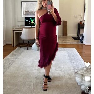 Elegant Burgundy One-Shoulder Dress